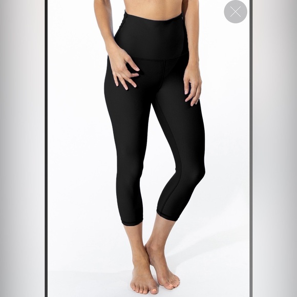 Silver Icing Black Crops - Picture 2 of 8